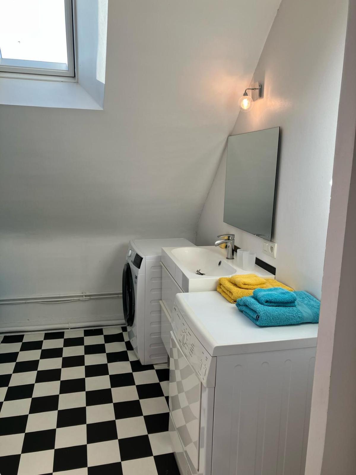 Gwenhadu A 150M Du Port ! Apartment Пампол Екстериор снимка