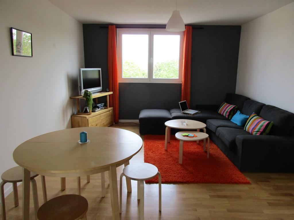 Gwenhadu A 150M Du Port ! Apartment Пампол Екстериор снимка